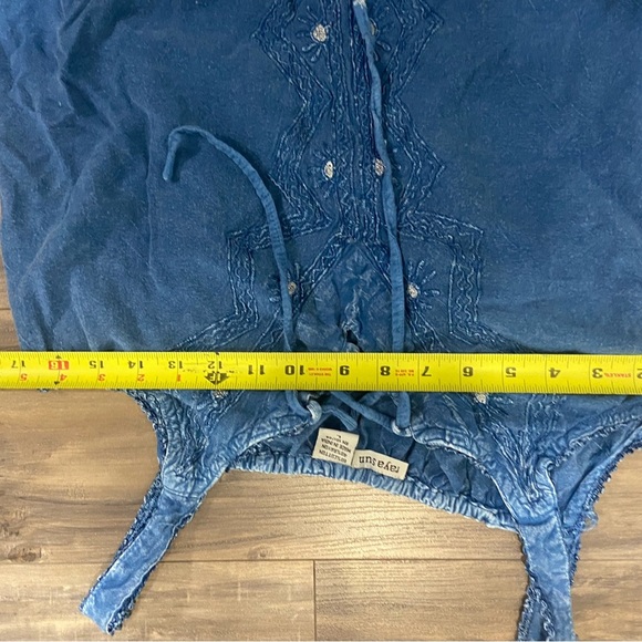 Raya Sun Blue Embroidered Denim Dress - Picture 4 of 4